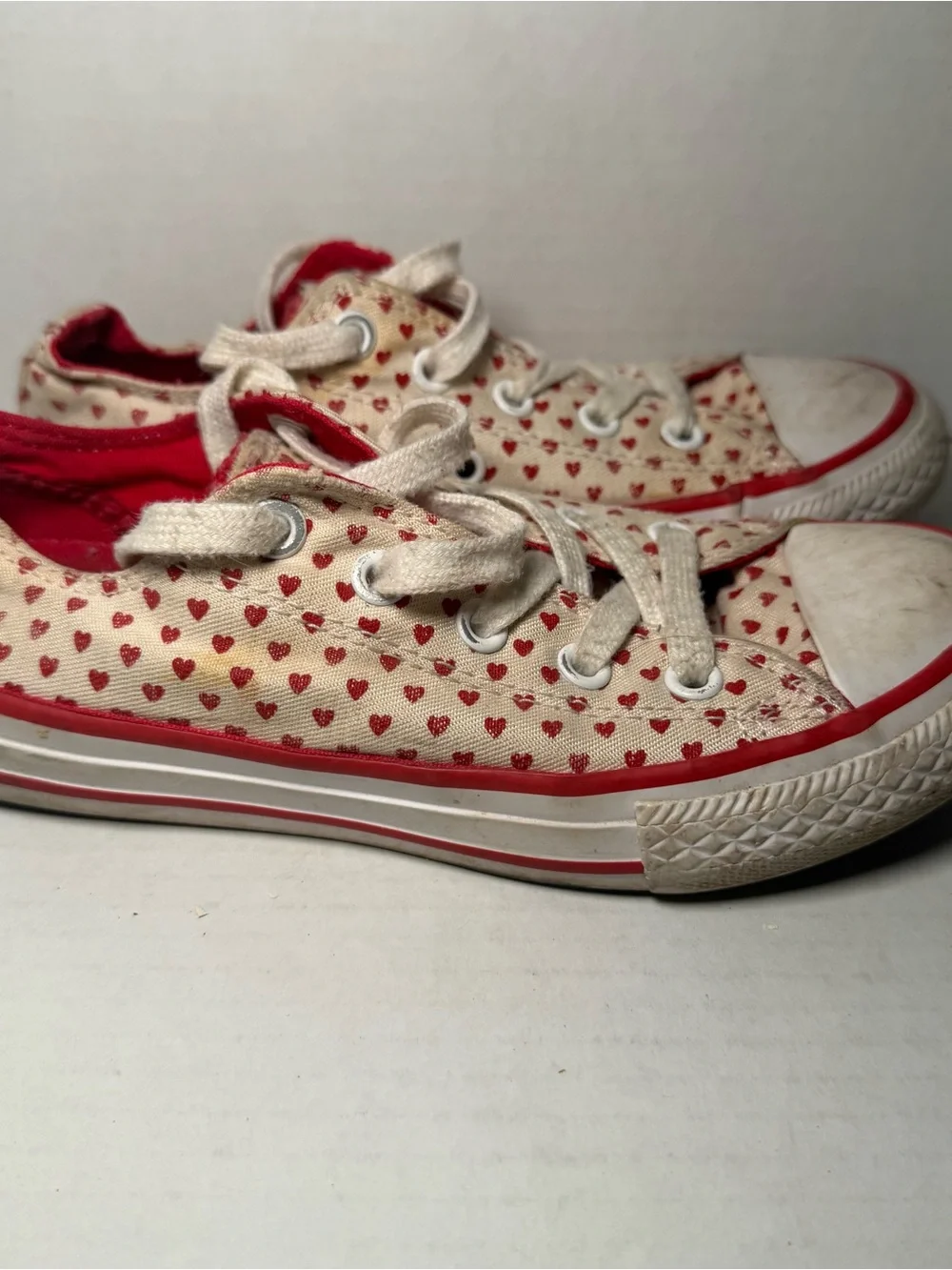 Converse Low Top Heart Pattern Kids Girls Sneakers Shoes Youth Size 13